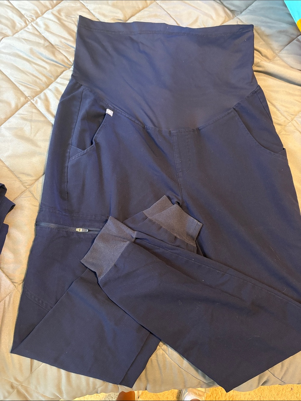 FIGS Women's Navy Maternity Scrub Pants